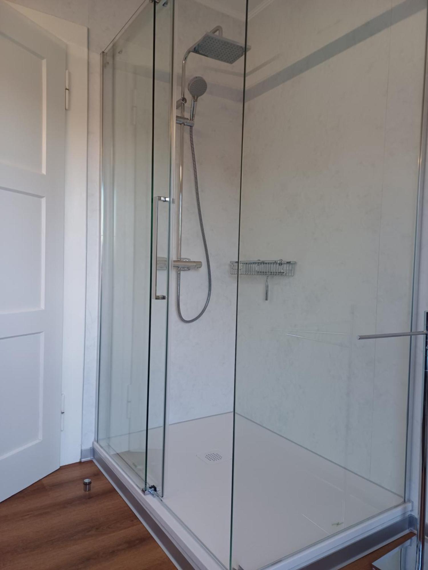 Ruhige Stadtwohnung, 107 M2 Dornbirn Luaran gambar